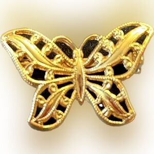 NAPIER vintage gold tone butterfly brooch